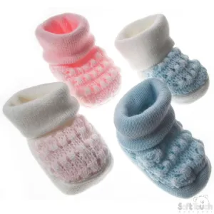 ACRYLIC TURNOVER BABY BOOTEES: S402