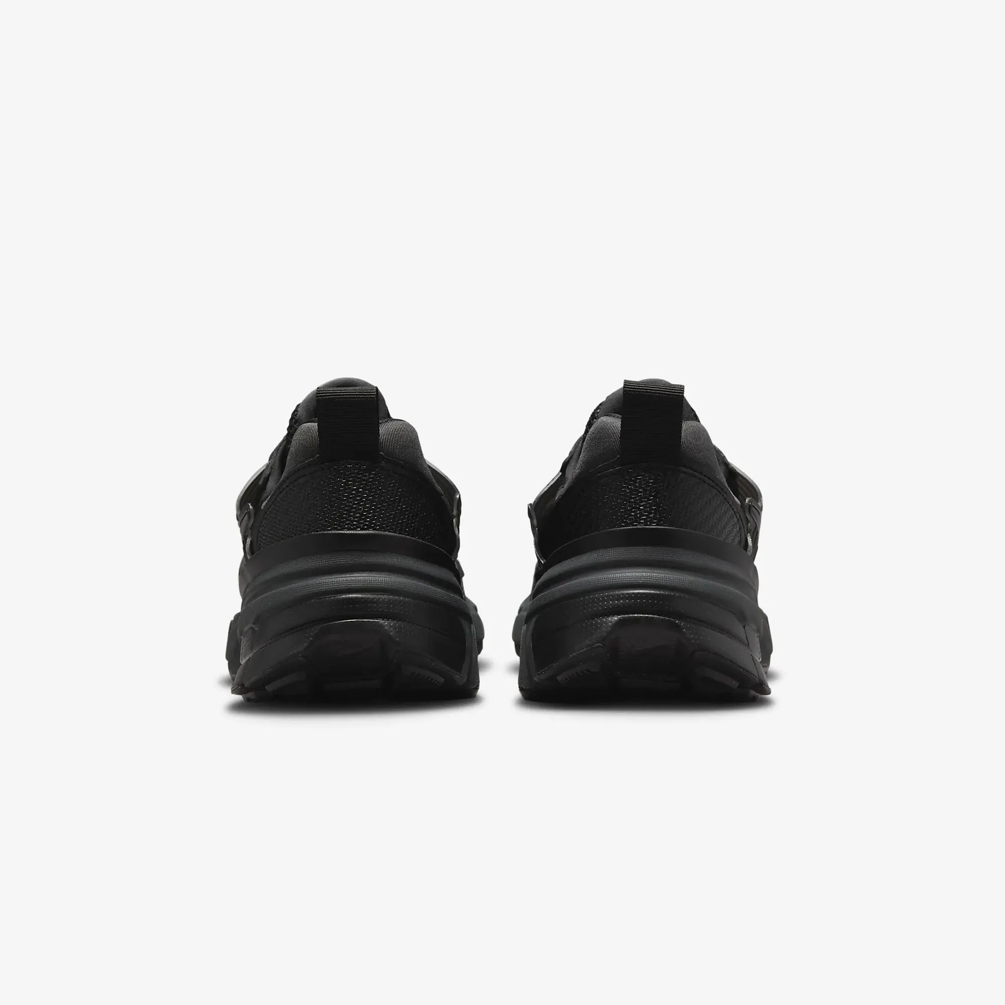 Nike | V2K RUN  { BLACK/DK SMOKE GREY-ANTHRACITE