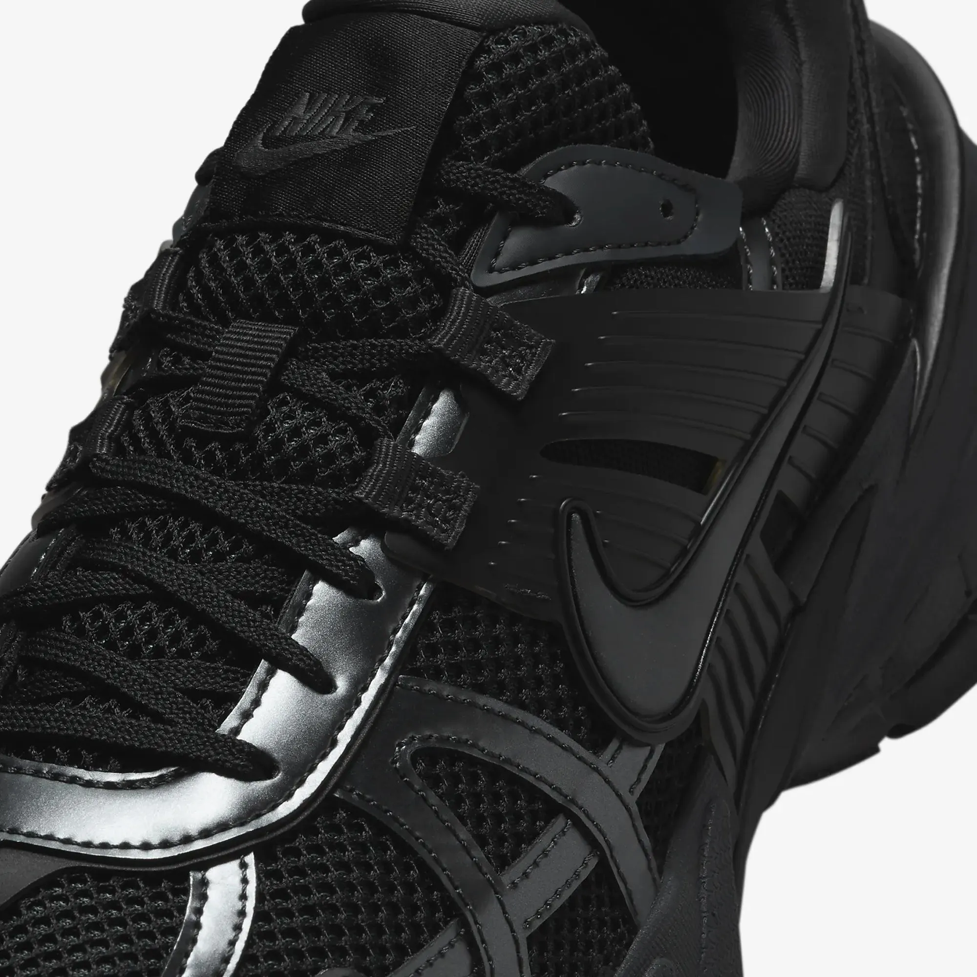 Nike | V2K RUN  { BLACK/DK SMOKE GREY-ANTHRACITE